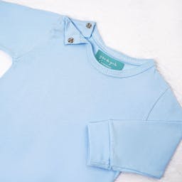 https://gdg-images.s3.sa-east-1.amazonaws.com/fotos/151882/conjunto-jardineira-e-body-manga-longa-baby-basics-azul-bebe-e-branco-02-pecas-330293.jpg