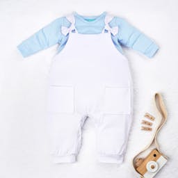 https://gdg-images.s3.sa-east-1.amazonaws.com/fotos/151882/conjunto-jardineira-e-body-manga-longa-baby-basics-azul-bebe-e-branco-02-pecas-330300.jpg