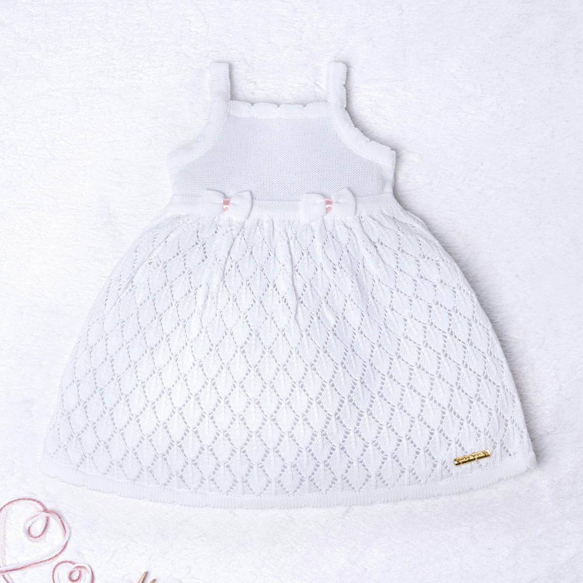 https://gdg-images.s3.sa-east-1.amazonaws.com/fotos/153551/vestido-liso-com-lacinhos-branco-338520.jpg