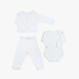 https://gdg-images.s3.sa-east-1.amazonaws.com/fotos/181646/conjunto-body-calca-e-casaquinho-comfort-basics-branco-p-451894.jpg