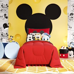 https://grao-cdn.s3.bhs.perf.cloud.ovh.net/fotos/162809/kit-cama-solteiro-infantil-amiguinhos-mickey-mouse-374434.jpg