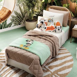 https://grao-cdn.s3.bhs.perf.cloud.ovh.net/fotos/169494/saia-para-cama-mickey-safari-infantil-474273.jpg